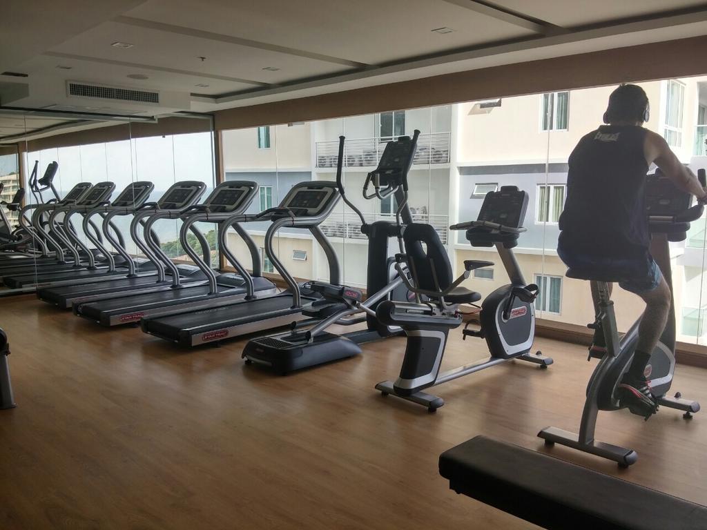 Cosy Beach View Condominium Pattaya Exterior foto